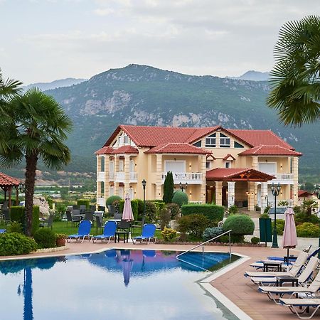 Famissi Suites 1 กาลัมปากา ภายนอก รูปภาพ