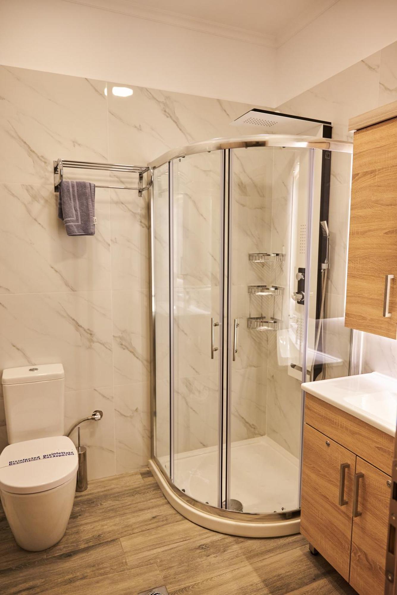 Famissi Suites 1 กาลัมปากา ภายนอก รูปภาพ