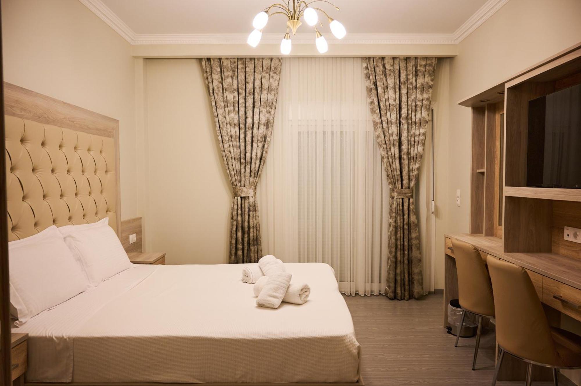 Famissi Suites 1 กาลัมปากา ภายนอก รูปภาพ